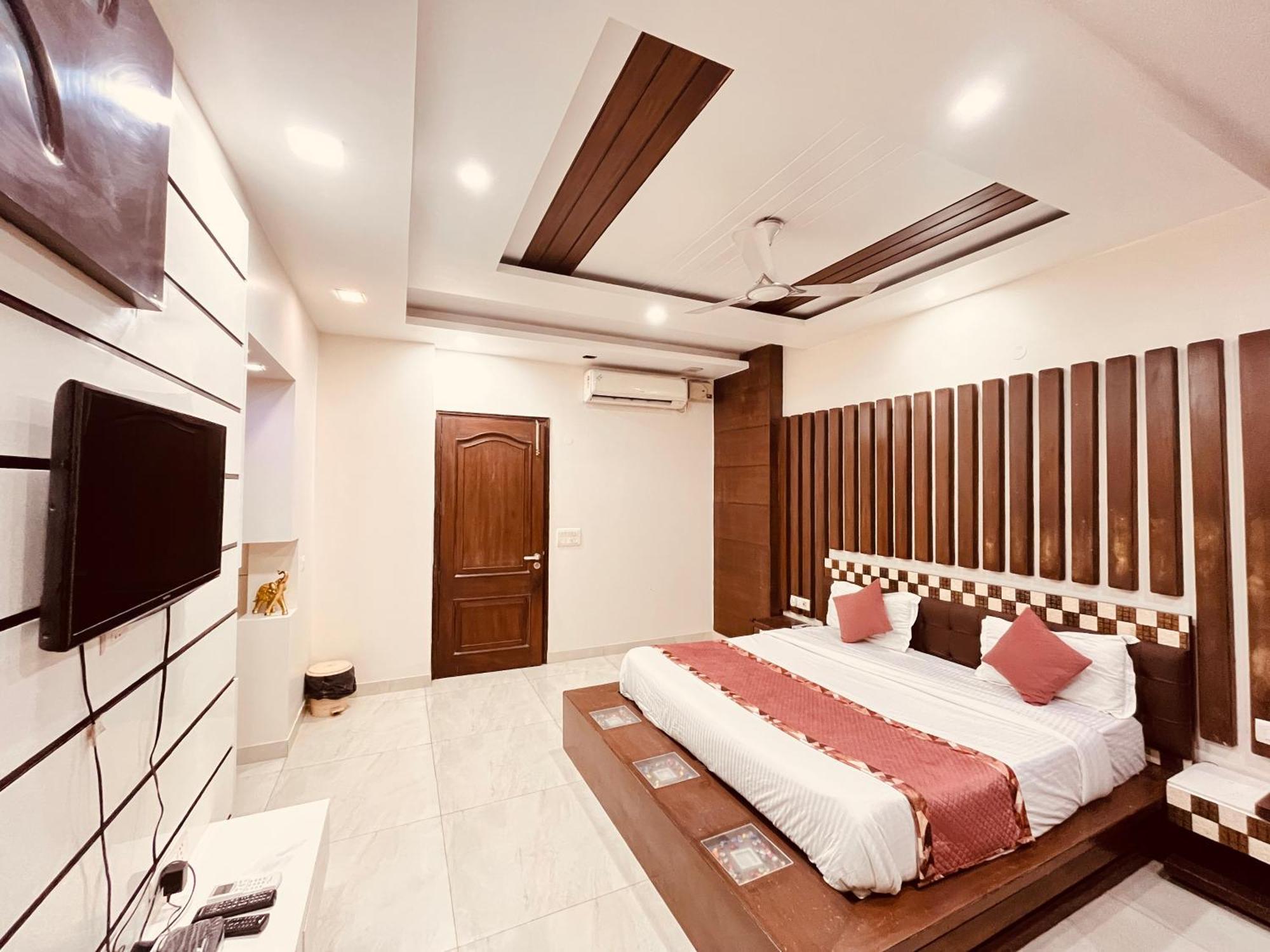 South Inn - Green Park Near Hauz Khas South Delhi Neu-Delhi Exterior foto